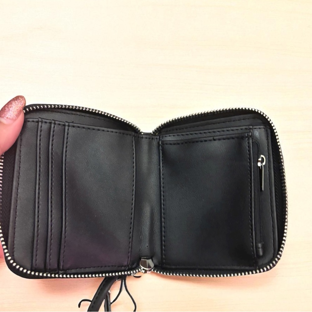 Steve Madden Black Embossed Crossbody Bag - Picture 5 of 5